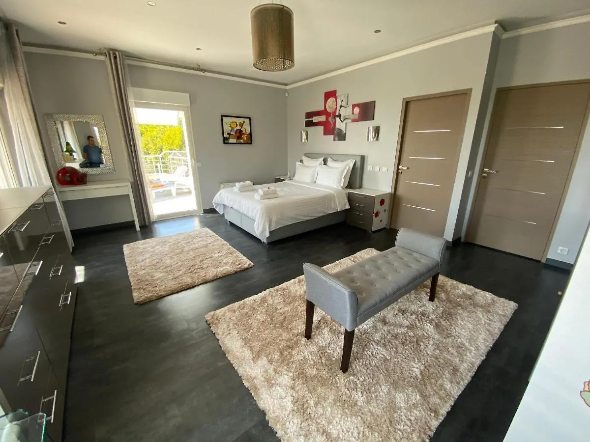 Diamond Villa 5 Star - Nice